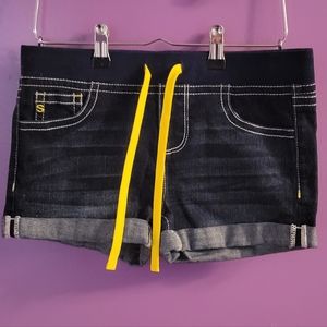 Girls denim shorts Seven7 size 14
